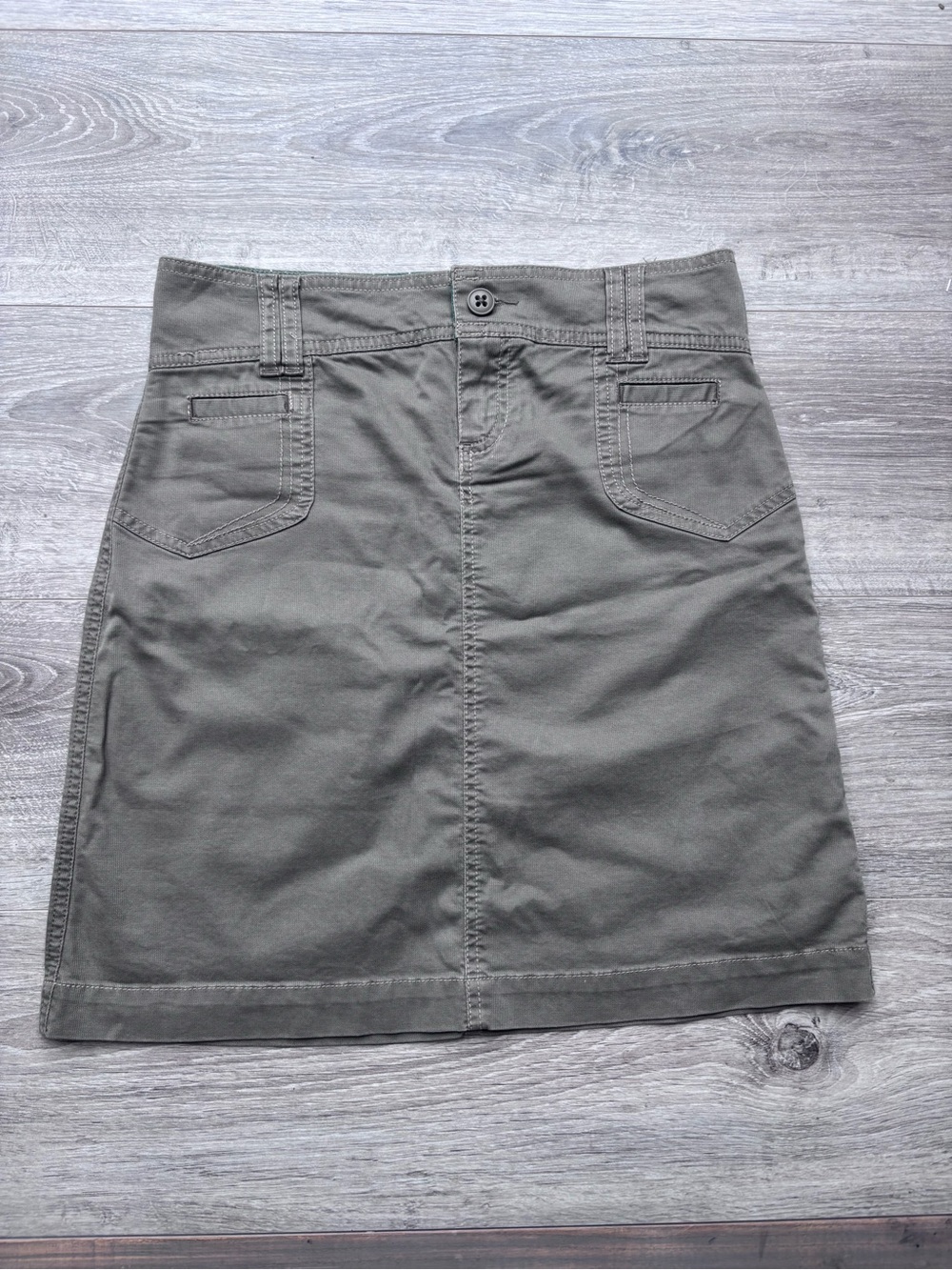 Vintage Old Navy Olive Green Cargo Style Utility Midi Skirt with Front Pockets